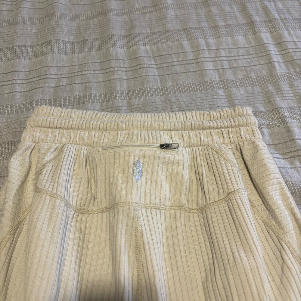 FP Movement Cream Lounge Pant - Picture 5 of 9
